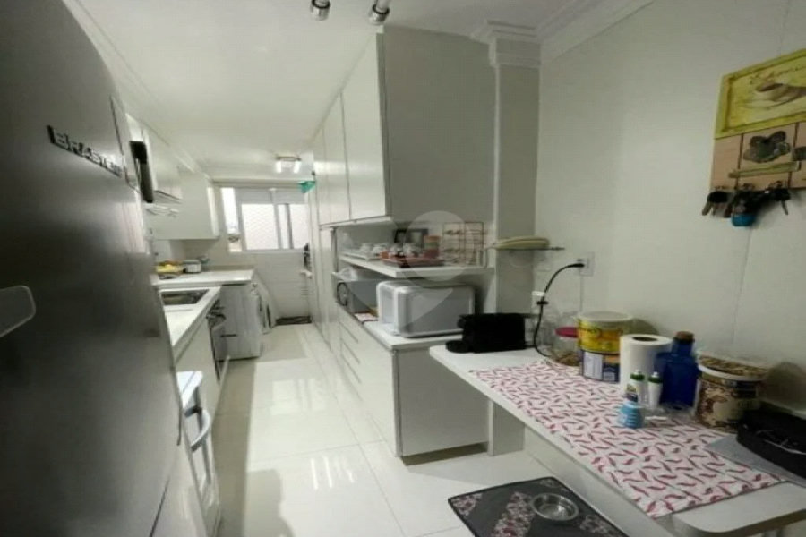 Apartamento à venda com 3 quartos, sendo 1 suíte, em Jardim Prudência, São Paulo, SP