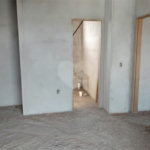 Sobrado em construção no Jardim de Cresci .