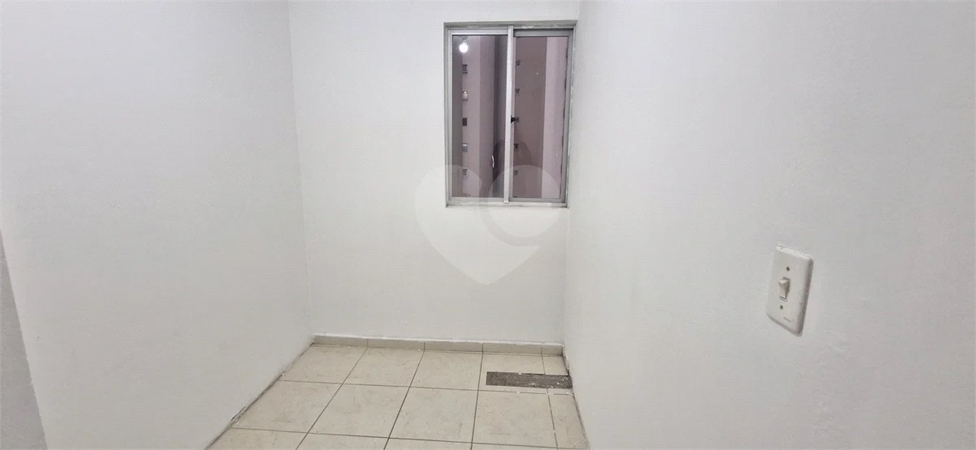 Apartamento à venda com 3 quartos, 75m² - Condomínio Portal dos Bandeirantes - Jardim Iris