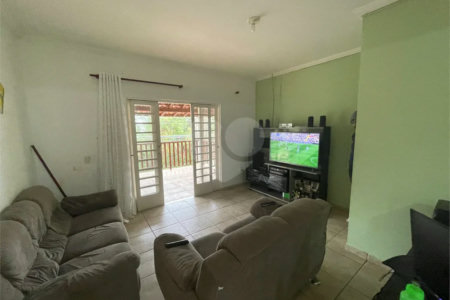 Casa à venda com 3 quartos em Marambaia, Vinhedo, SP