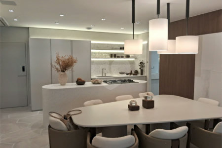 Apartamento à venda com 3 suítes em Moema, São Paulo, SP