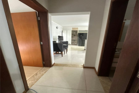 Casa térrea 2 quartos 1 suíte e piscina. Jardim Embaré