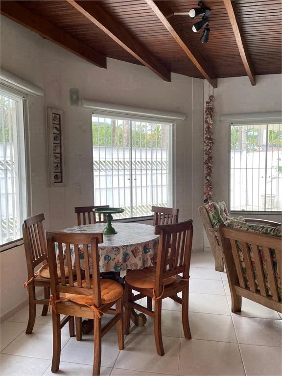 Casa à venda com 3 quartos, sendo 2 suítes, em Maresias, São Sebastião, SP