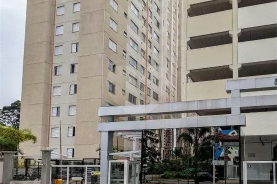 APARTAMENTO COM DOIS DORMITÓRIOS E UMA VAGA NA RAIMUNDO PEREIRA DE MAGALHÃES.