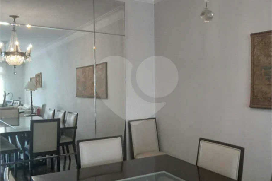 Apartamento à venda com 3 quartos, sendo 1 suíte, em Jardim Paulista, São Paulo, SP
