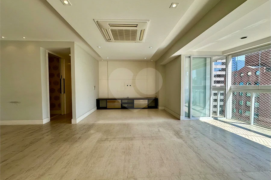 Apartamento para Locação na Vila Olímpia | 126 m² | 3 Suítes | 3 Vagas