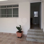 Sobrado á venda 222m² 3 quartos na região do metrô Guilhermina Esperança, Penha