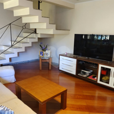 Sobrado à venda com 3 quartos, sendo 1 suíte, em Vila Mascote, São Paulo, SP