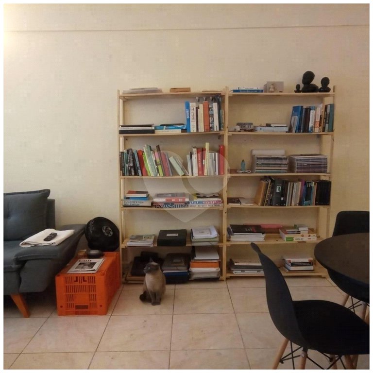Apartamento mobiliado com 49 m² de área útil, 1 quarto, à venda na Bela Vista