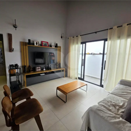 Casa Térrea à Venda no Condomínio Portal do Bosque – Louveira/SP | 3 Suítes, 4 Vagas e 170 m²