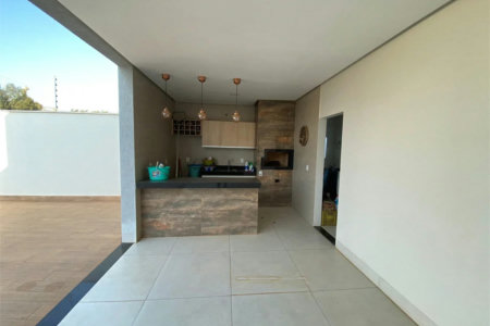 Casa à venda com 3 suítes em Loteamento Parque dos Ipês, Balsas, MA