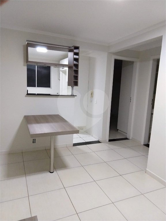 Apartamento no Condomínio Monte Olimpo.
