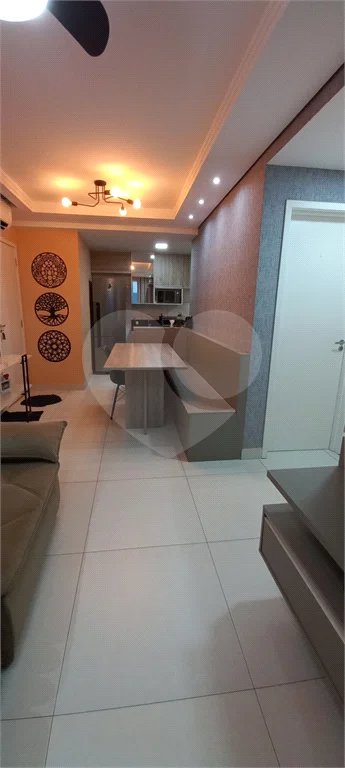 APARTAMENTO A VENDA 2 DORM SENDO 1 SUITE - VAGA DE GARAGEM COBERTA