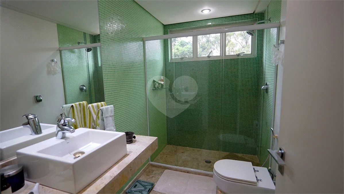 Apartamento à venda com 4 quartos, sendo 3 suítes, em Santo Amaro, São Paulo, SP