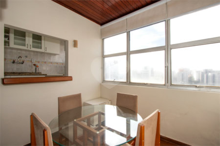 Cobertura Triplex com 90m² e 1 vaga de garagem na Vila Clementino