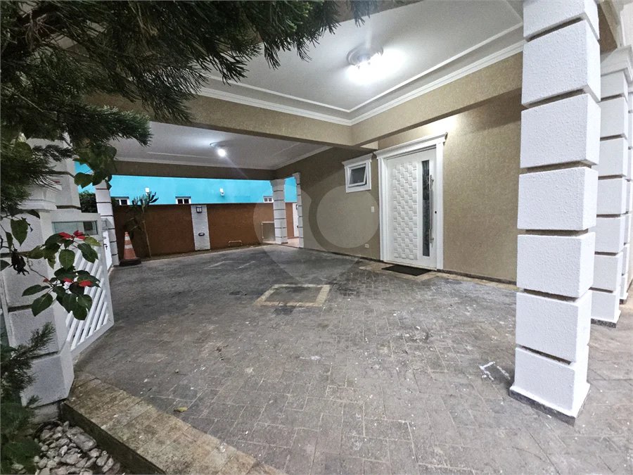 LINDA CASA PARA LOCAÇÃO COM 5 DORMITÓRIOS E PISCINA - Fernando Nobre – Cotia/SP