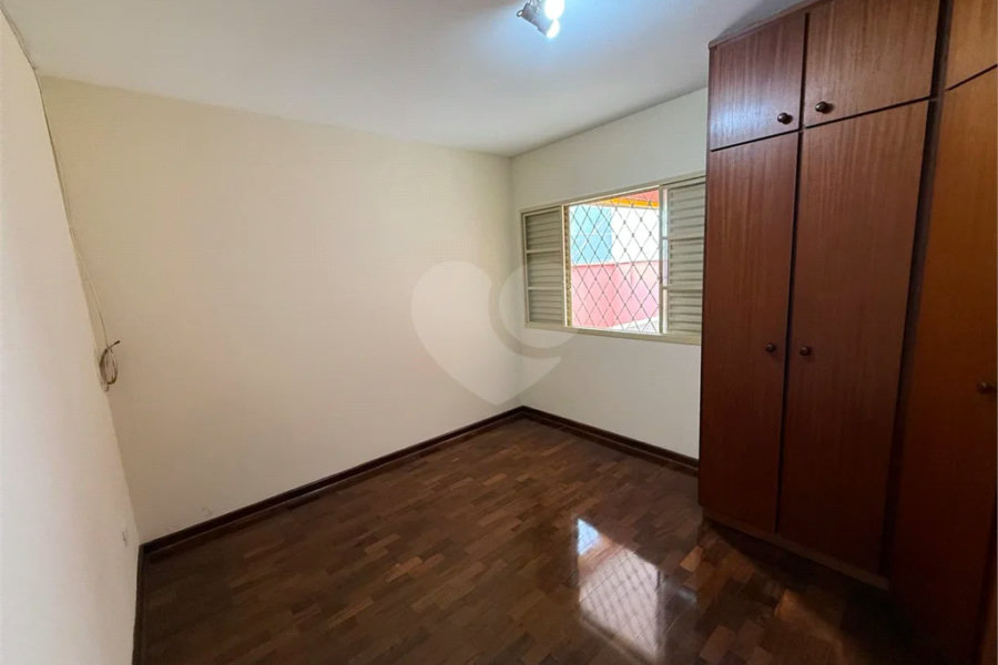 Excelente Casa de Esquina na Vila Monteiro – Oportunidade para Moradia ou Comércio