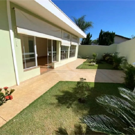 Casa à Venda no Condomínio Montreal - São Carlos/SP