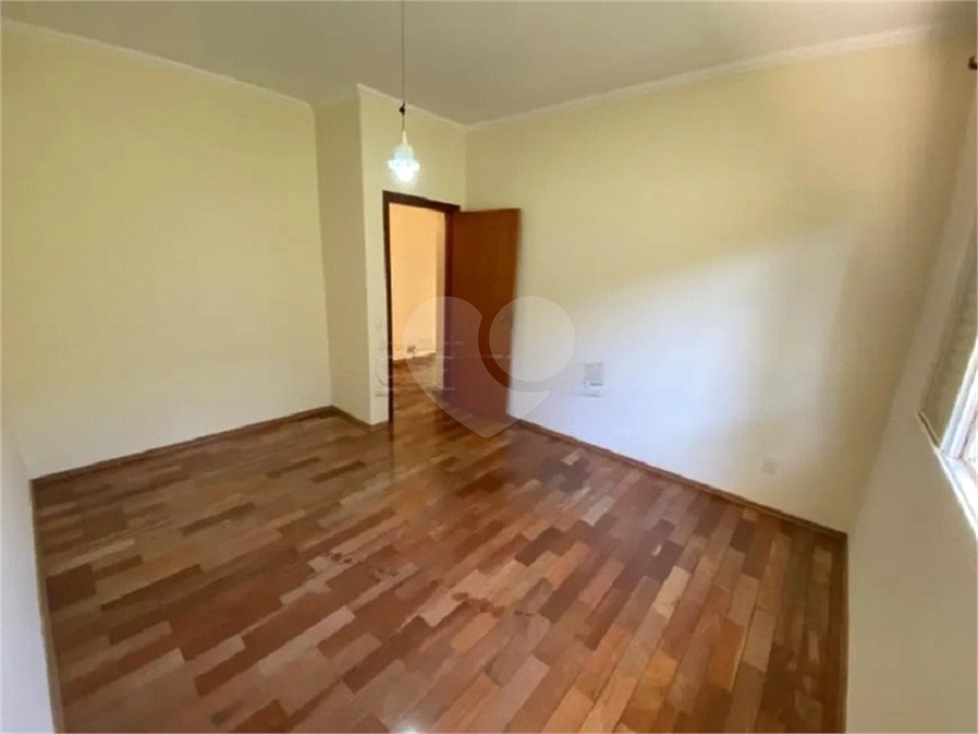 Casa à Venda no Condomínio Montreal - São Carlos/SP