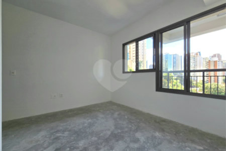 Studio 21 m² Próximo Metrô Paraíso na Aclimação