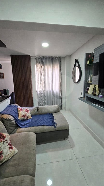Apartamento com 48 m² localizado na Rua Conselheiro Crispiniano, 125