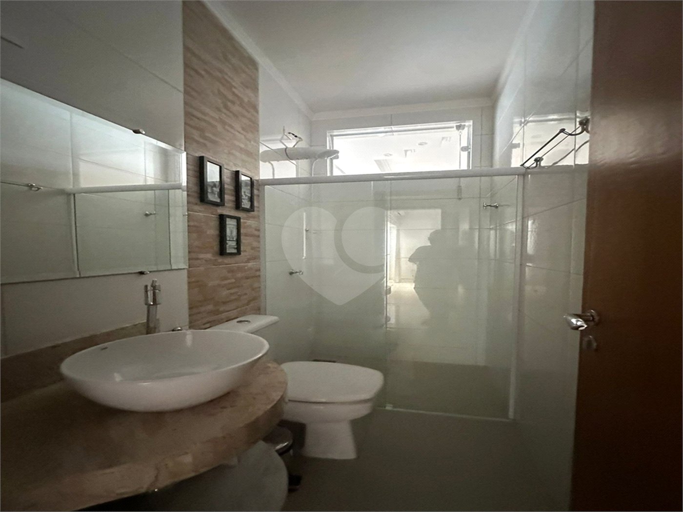 Casa térrea 2 quartos 1 suíte e piscina. Jardim Embaré