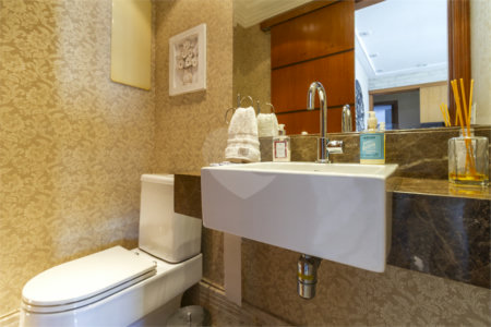 Apartamento para venda no Alto da Moóca, com 178 m², 3 suítes, 3 vagas.