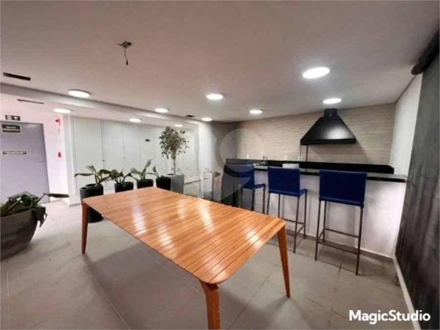 Apartamento com 27m², 1 dormitório, à venda na Vila Olímpia.