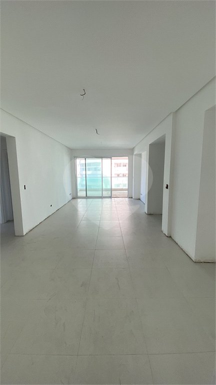 Apartamento alto padrão Guarujá