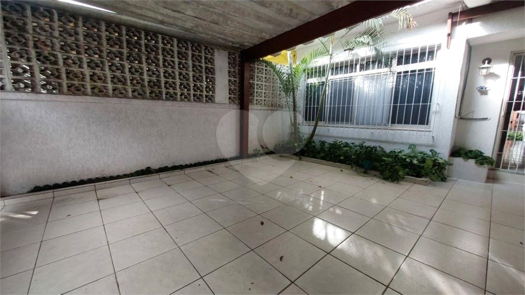 Casa à venda com 3 quartos, sendo 1 suíte,  em Vila Paulista, São Paulo, SP