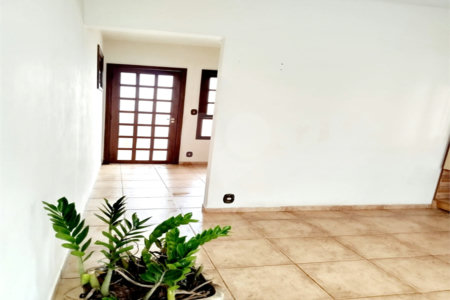 Sobrado à venda em Araras – Santa Olivia II 3 dormitórios 1 suíte