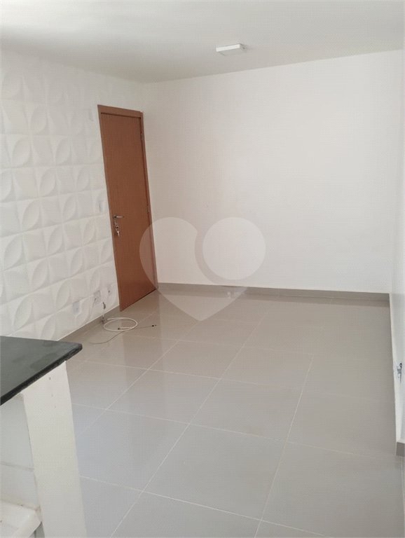 Apartamento à Venda no Condomínio Mont Everest