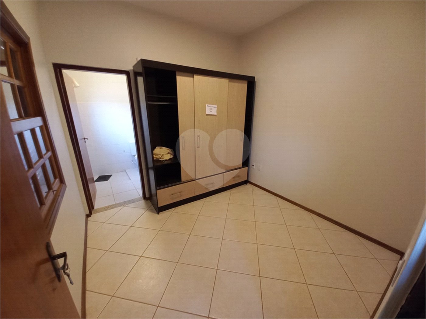 Casa Térrea no Condomínio Damha I,