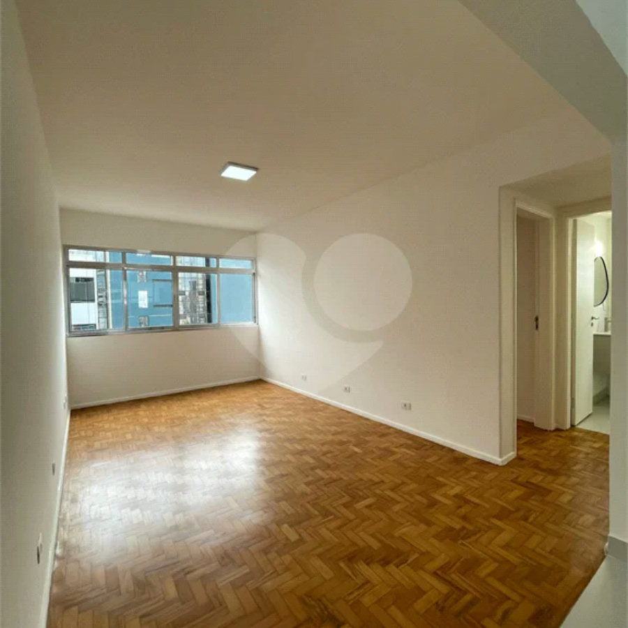 Apartamento à venda com 3 quartos, sendo 1 suíte, em Vila Mariana, São Paulo, SP