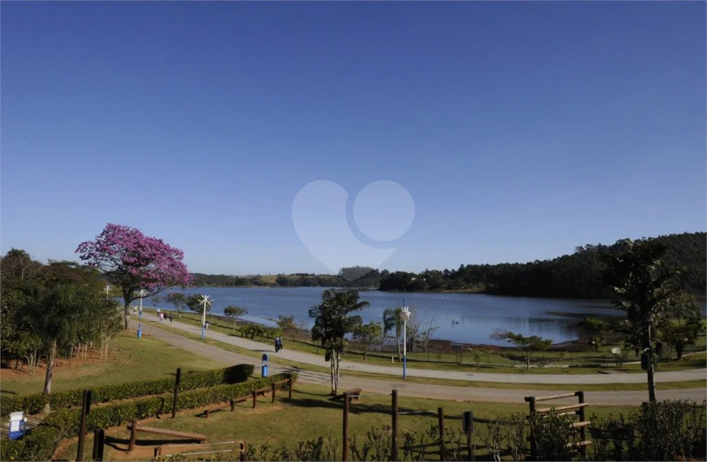 Terreno 801 m² à venda ou locação | Malota (Jardim Samambaia) | Jundiaí