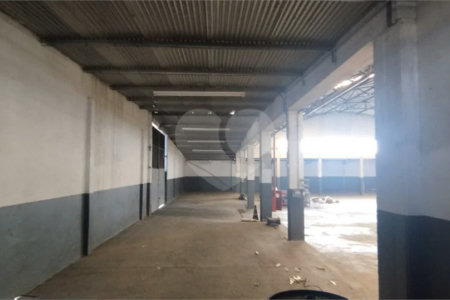Excelente Galpão Industrial e Comercial em Jundiaí com AVCB e Zoneamento ZR3