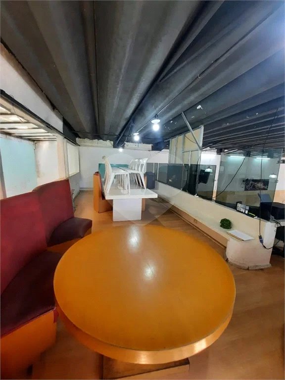 Prédio inteiro comercial á venda em Real Parque, São Paulo