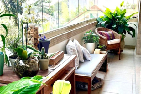 Apartamento na Vila Mariana de 200m2 com 4 dorms, 5 banheiros, 3 suítes, 4 vagas. Estuda permuta.