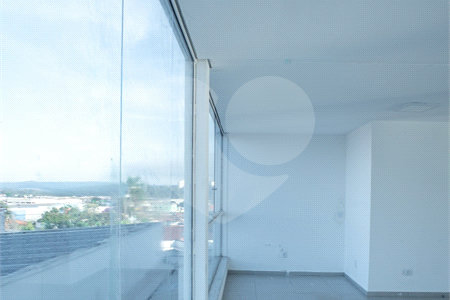 Lindo Salão Comercial para locação com 924m2 no Centro de Atibaia