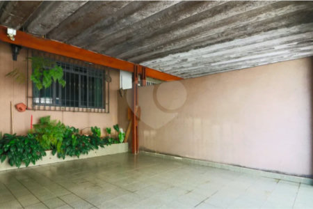 Casa com 210m² , 3 dormitórios , sendo 1 suíte , 2 vagas , à venda no Jabaquara.