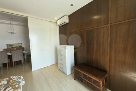 Apartamento / Cobertura Duplex a Venda no Edifício Roma em Vinhedo/SP