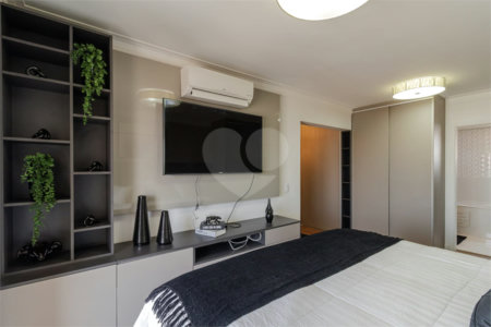 APARTAMENTO IPIRANGA COM 4 SUÍTES E 3 VAGAS - REFORMADO!