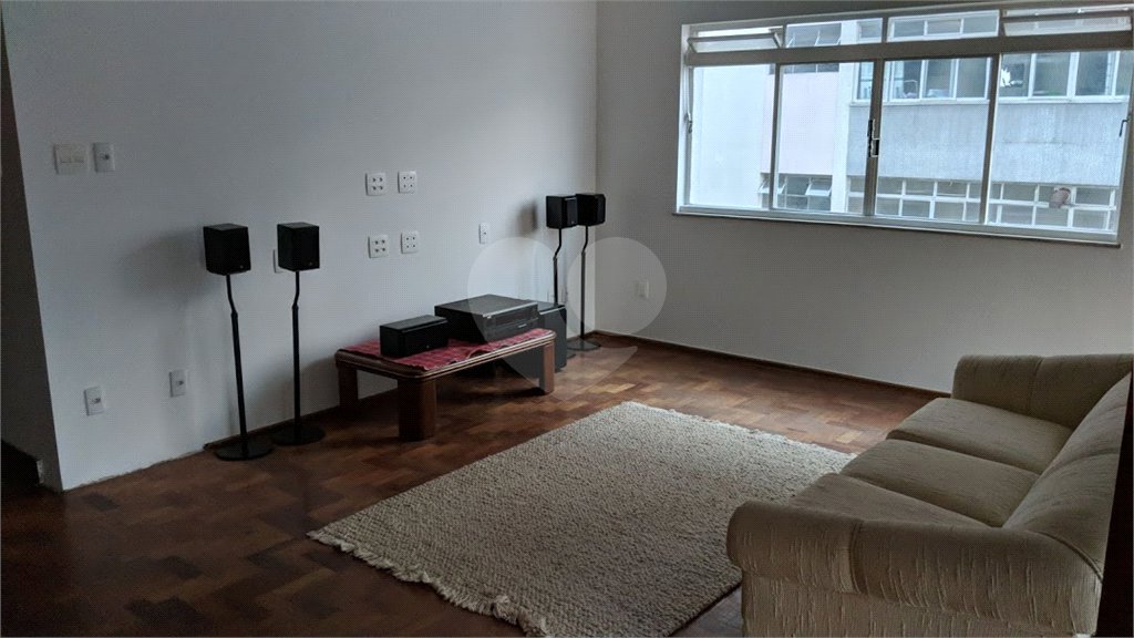 Apartamento para venda ou locação, 4 quartos (1 suíte), na Bela Vista, R Cincinato Braga