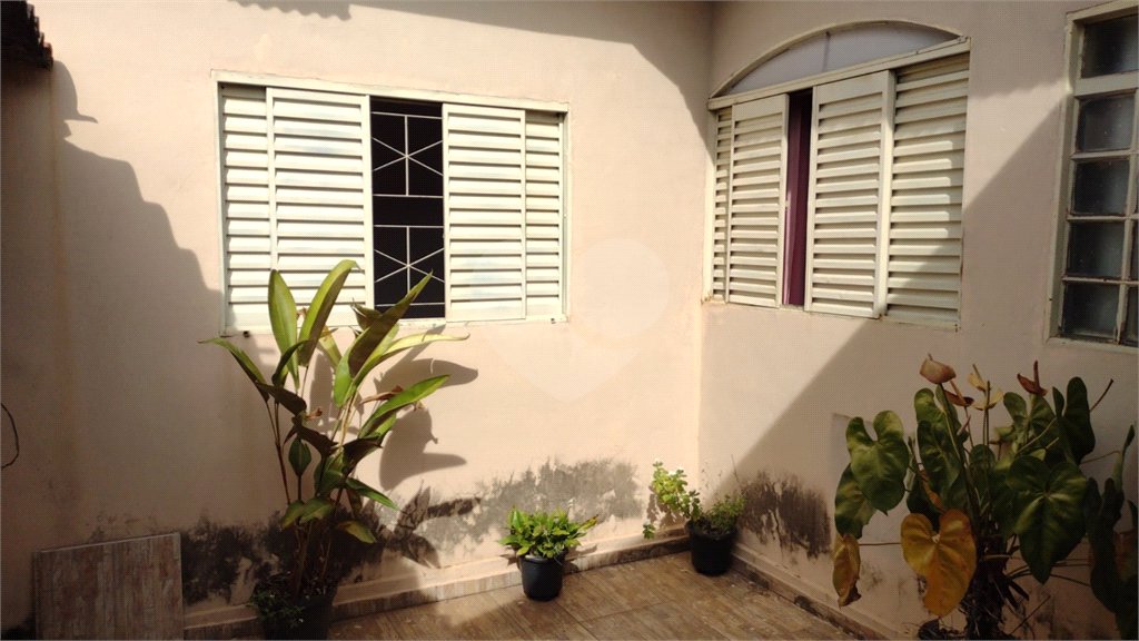Casa no Jardimm real com mais de 208m² muito boa.