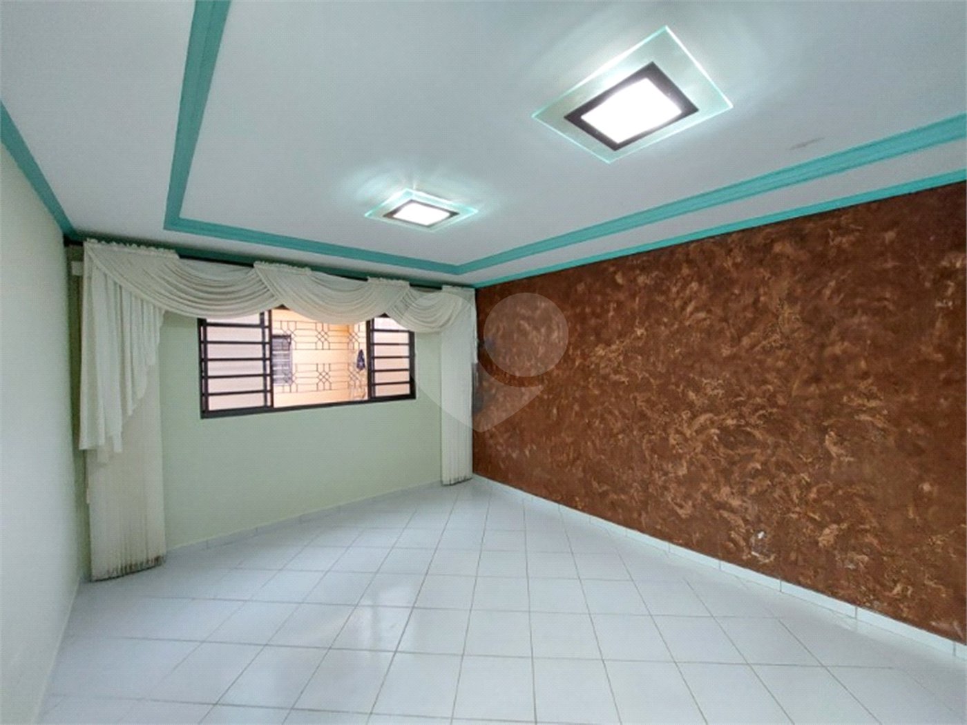 Casa para venda ou locação no Jardim Ipanema