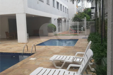 Apartamento com 34m², 2 quartos, à venda no Cambuci