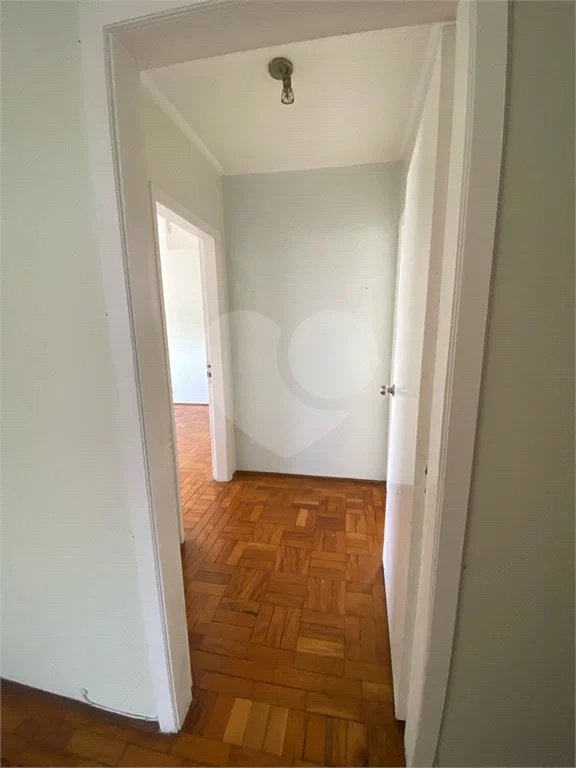 Apartamento à Venda | 327 m² | 4 dormitórios (1 suíte) | 2 vagas na Mooca!