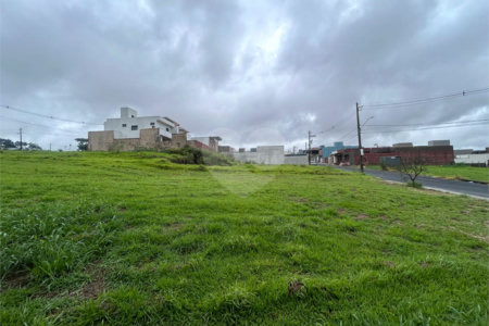 Terreno no Santa Julia á venda.