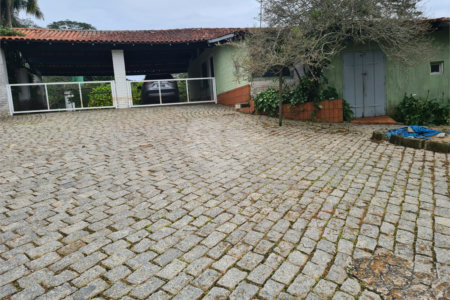 Excelente Chácara à Venda em Itapecerica da Serra/SP