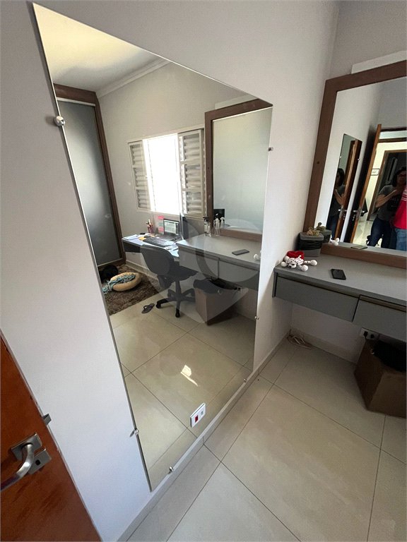 Casa à Venda no Aracy - Excelente Oportunidade!